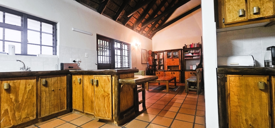 5 Bedroom Property for Sale in Myburgh Park Western Cape